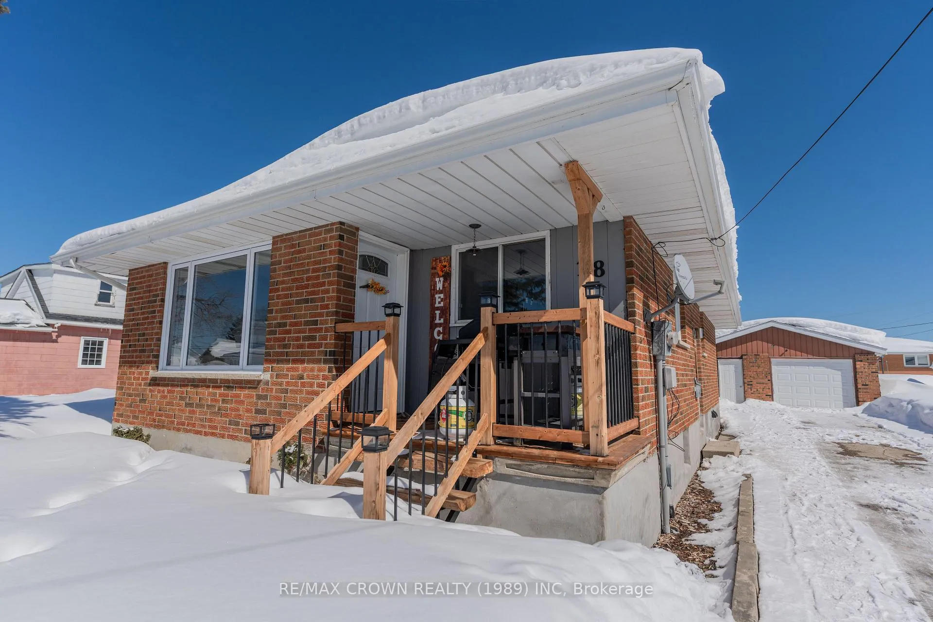 Photo 2 of 18 Cartier Avenue, Kapuskasing — HOMEH