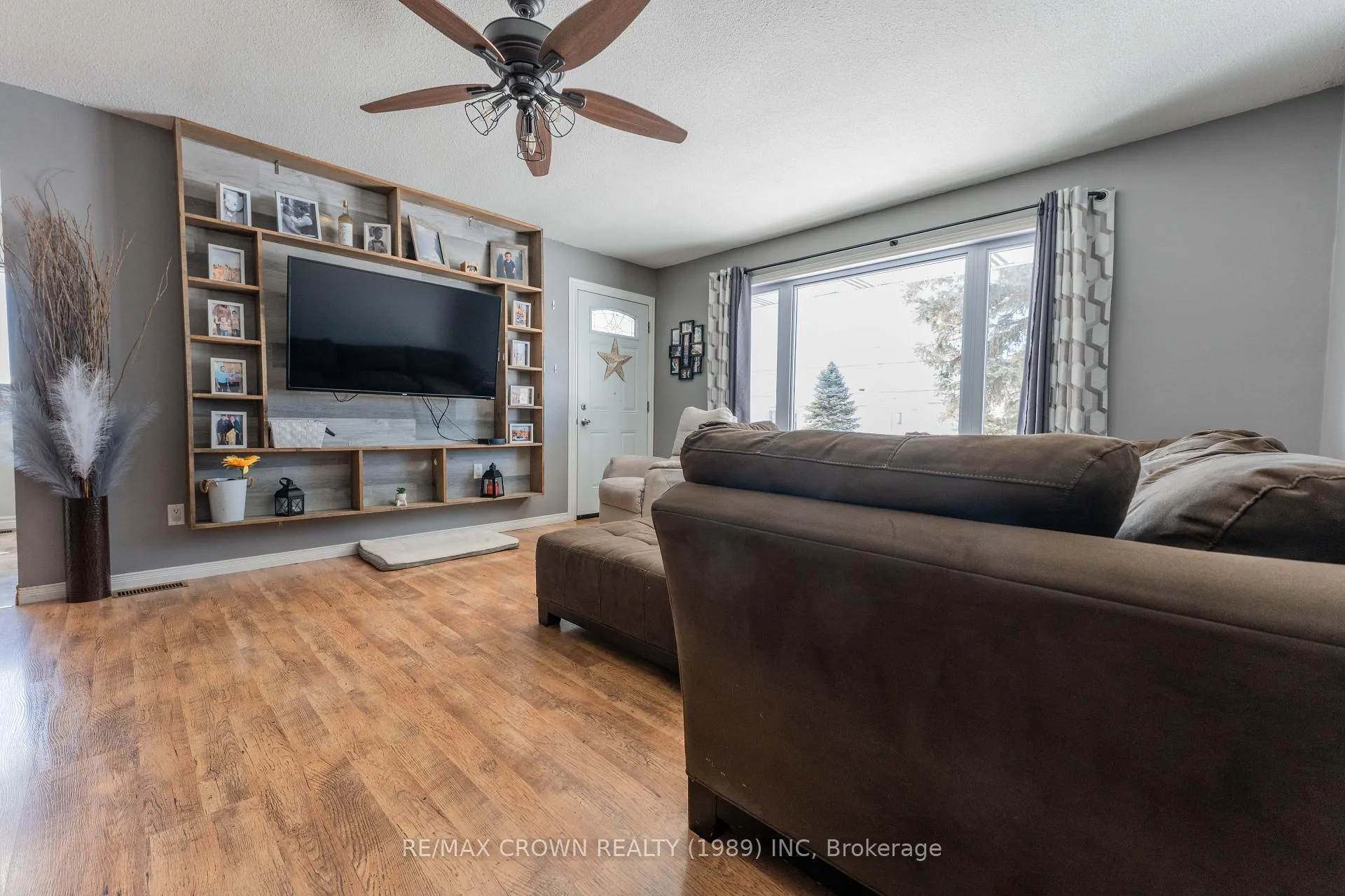 Photo 9 of 18 Cartier Avenue, Kapuskasing — HOMEH