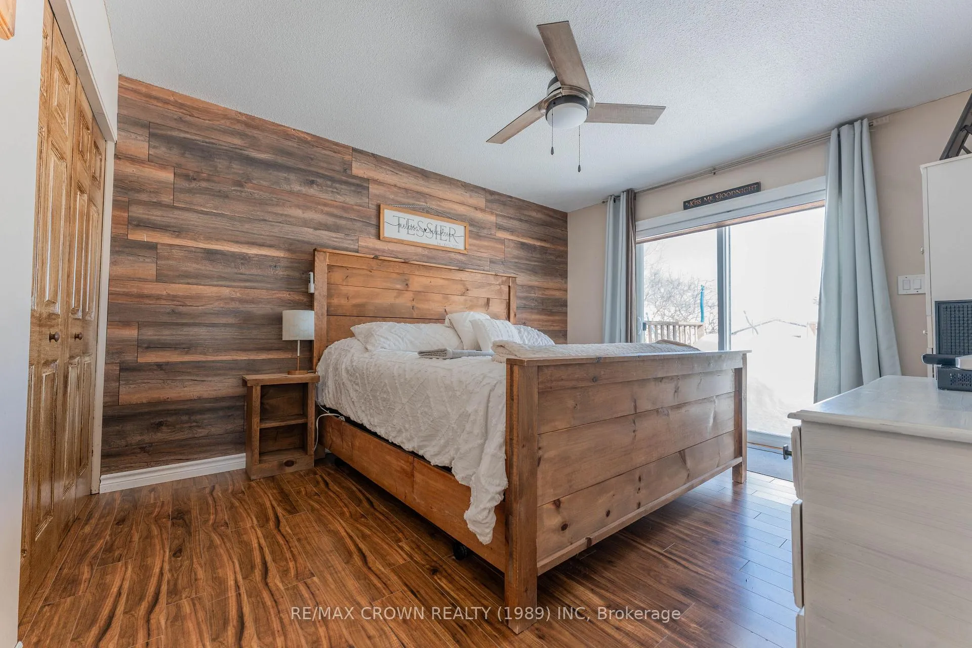 Photo 13 of 18 Cartier Avenue, Kapuskasing — HOMEH