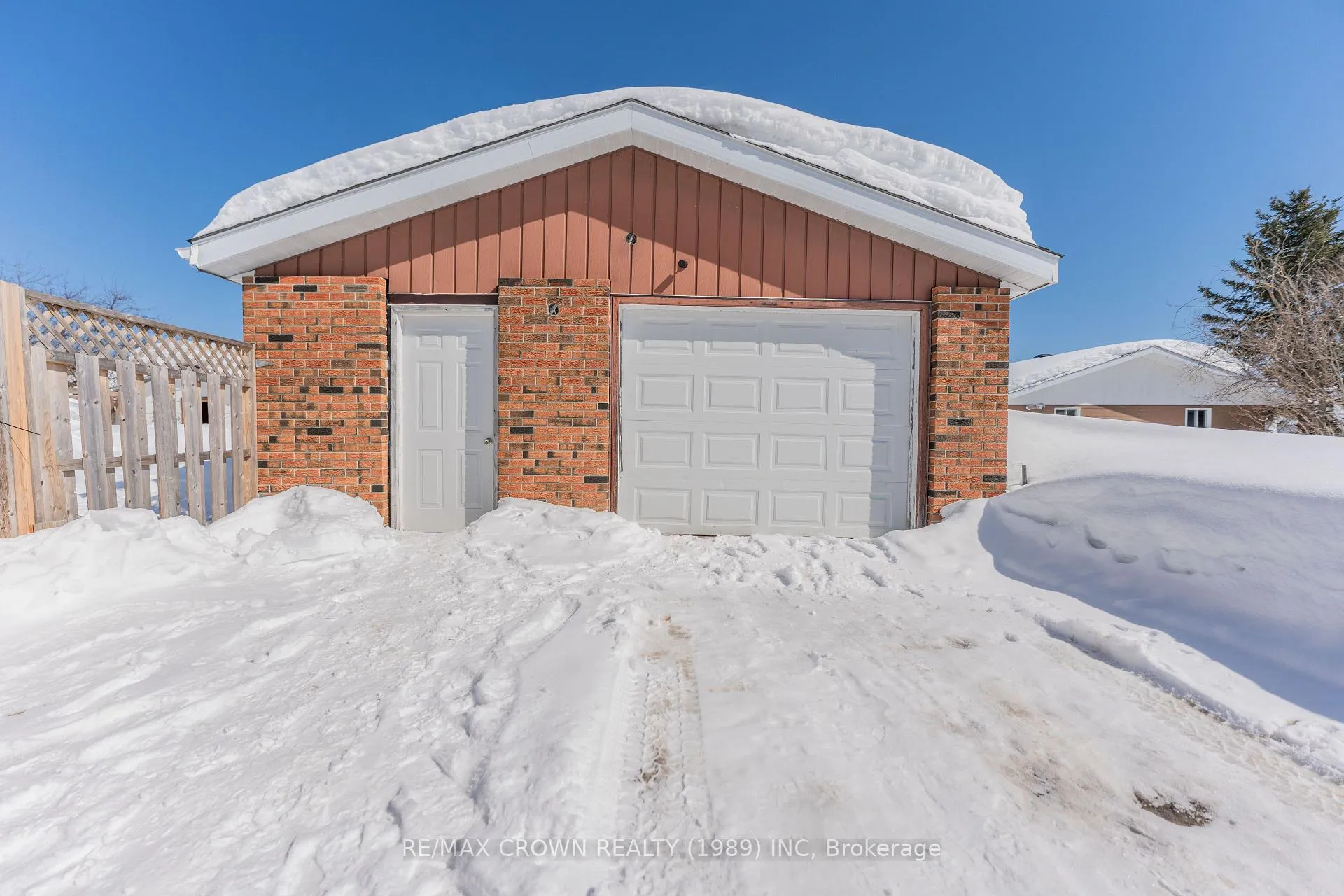 Photo 44 of 18 Cartier Avenue, Kapuskasing — HOMEH