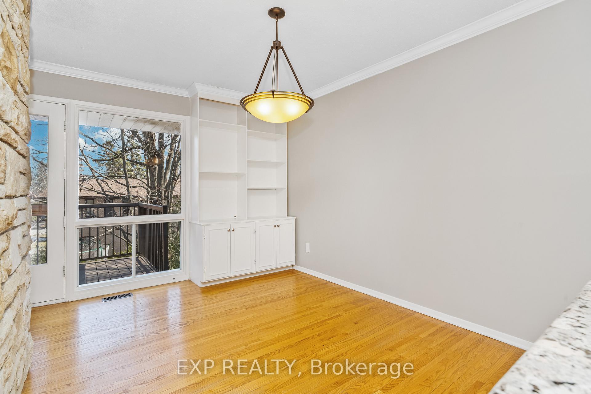 Photo 11 of 27 Tiffany Crescent, Ottawa, Kanata - Beaverbrook — HOMEH