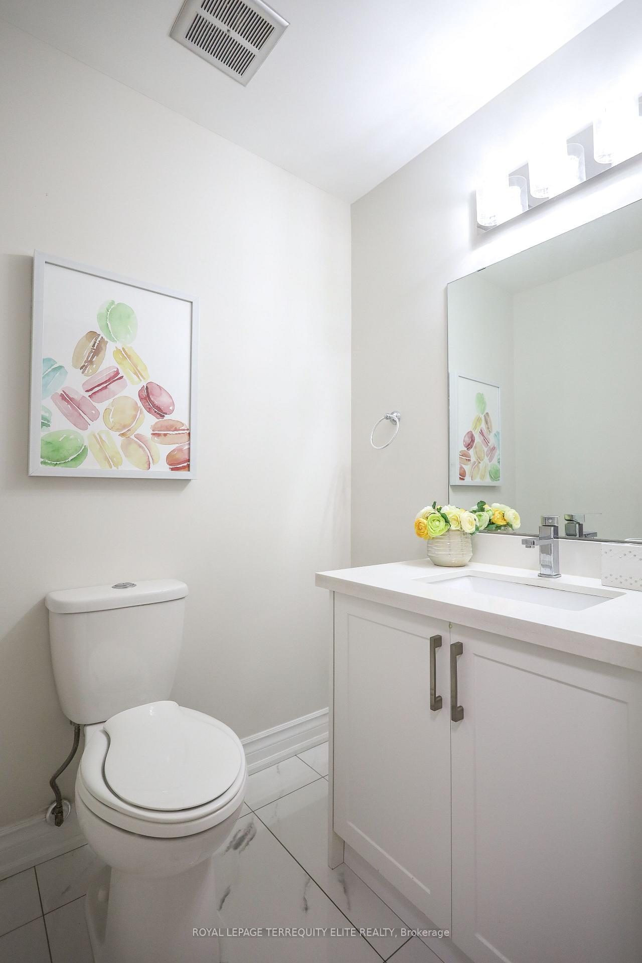 Photo 21 of 33 Tamarack Drive, Markham, Aileen-Willowbrook — HOMEH
