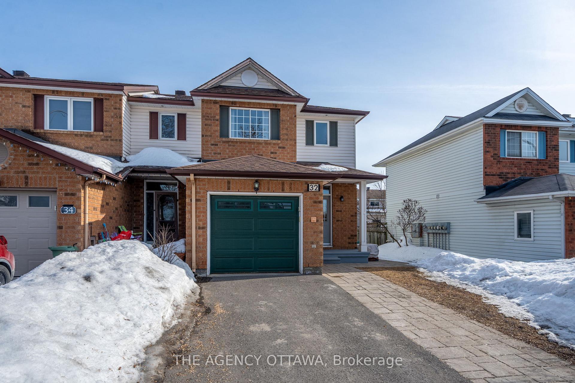 Photo 1 of 32 Bridgestone Drive, Ottawa, Kanata - Emerald Meadows/Trailwest — HOMEH