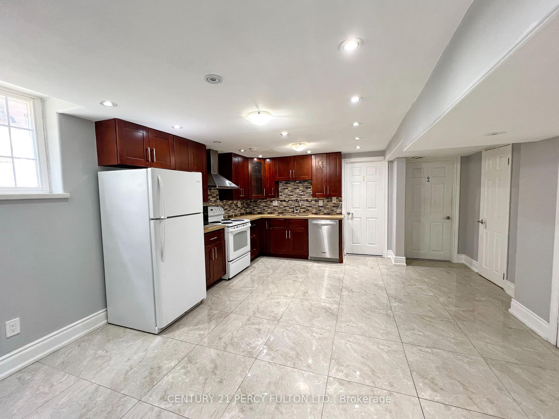Photo 6 of Unit Bsmt, 117 Chloe Crescent, Markham, Middlefield — HOMEH