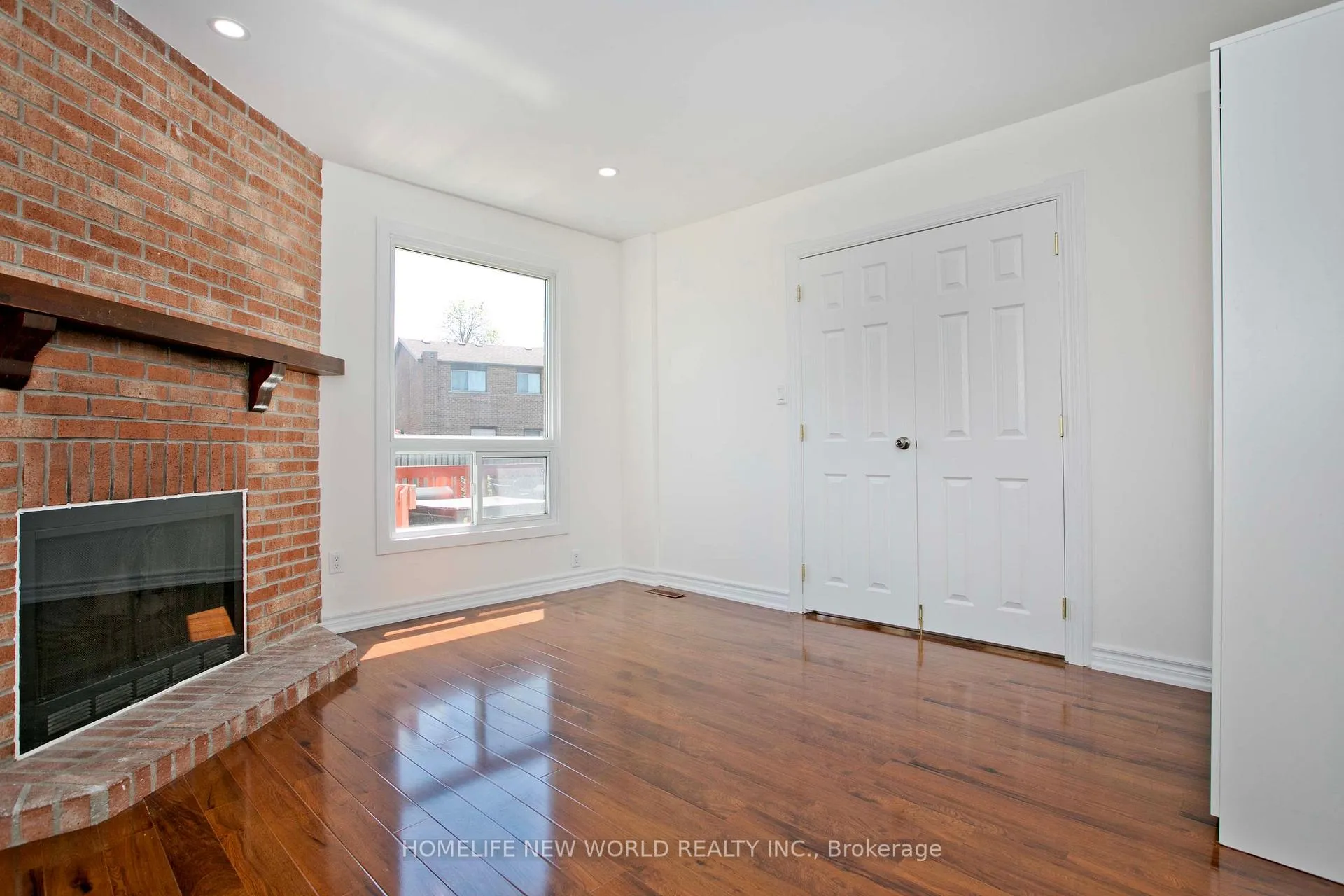 Photo 7 of 5 Hendon Road, Markham, Milliken Mills East — HOMEH