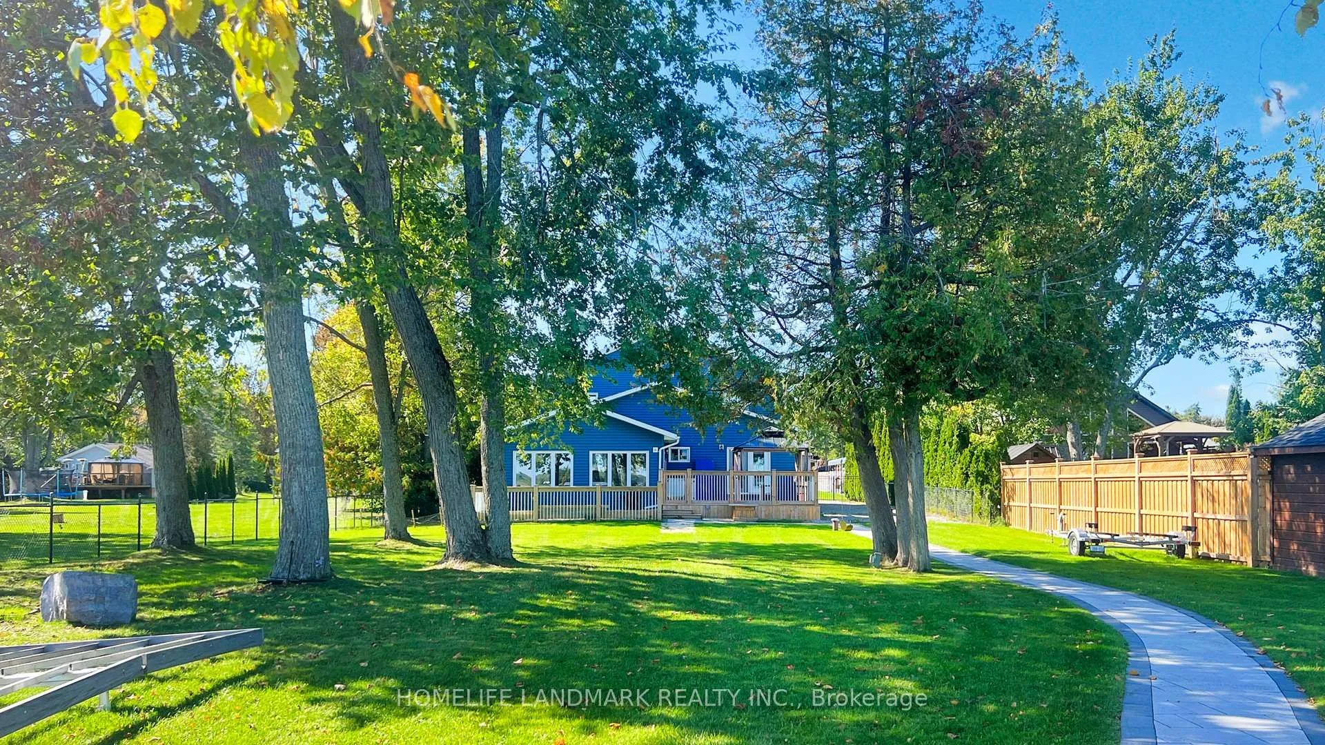 Photo of 208 Lakeshore Drive
