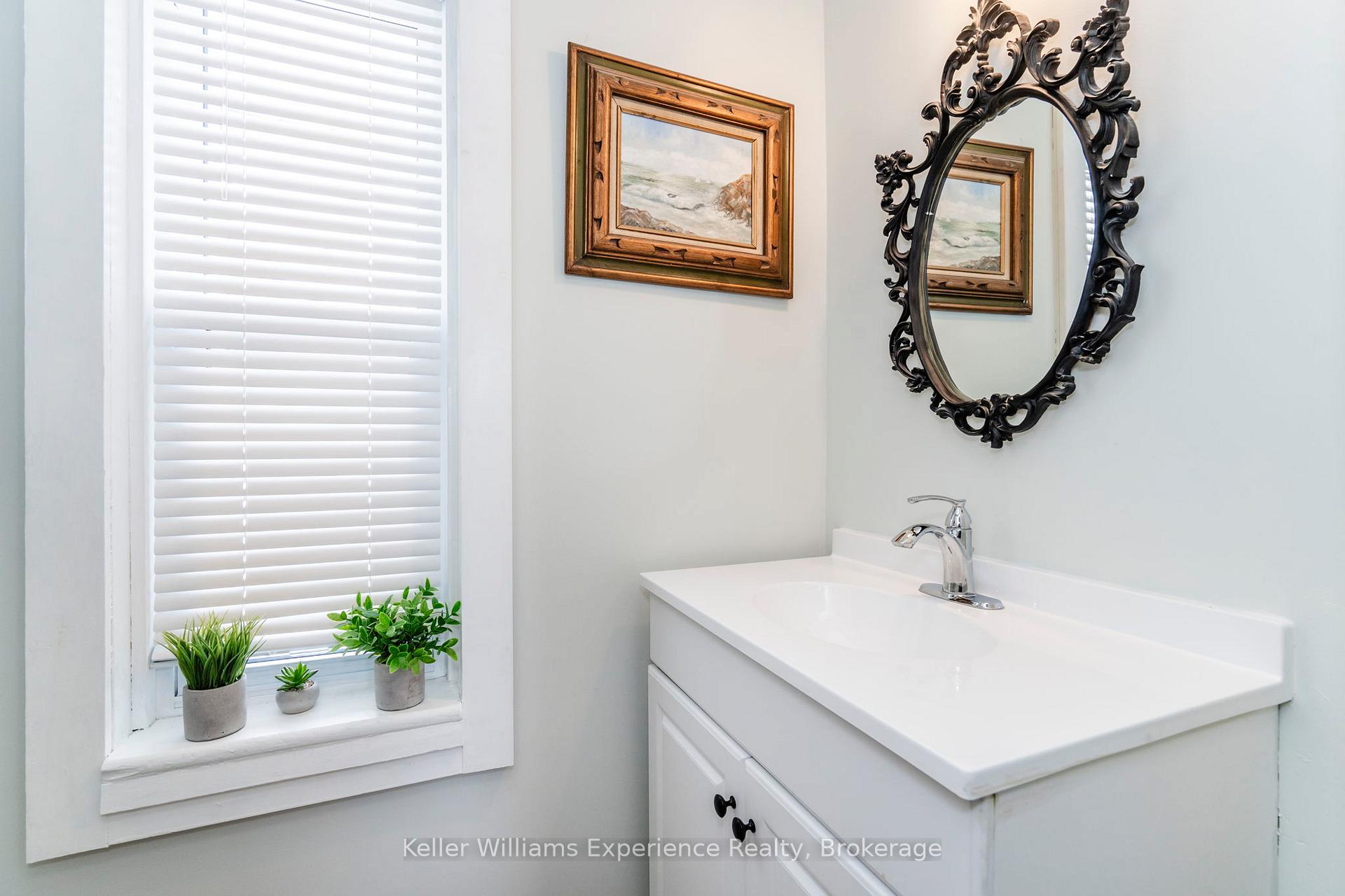 Photo 18 of 179 Fifth Street, Midland — HOMEH
