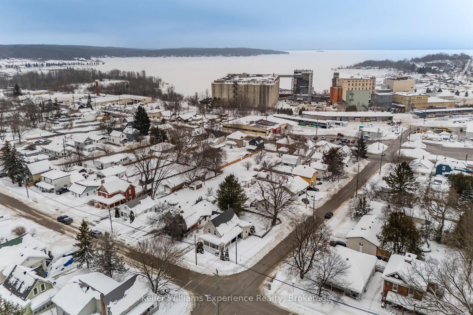 Photo 33 of 179 Fifth Street, Midland — HOMEH
