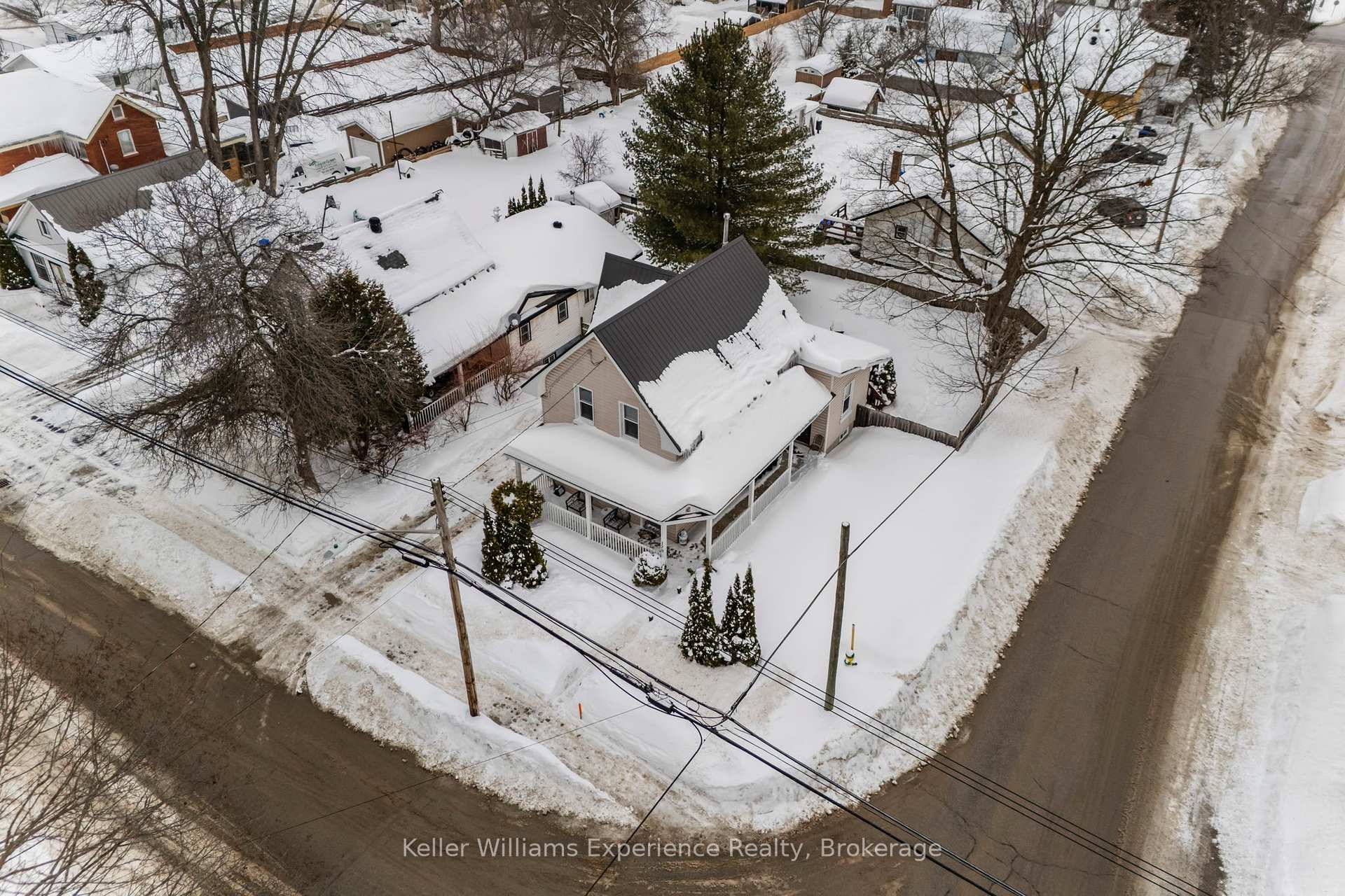 Photo 35 of 179 Fifth Street, Midland — HOMEH