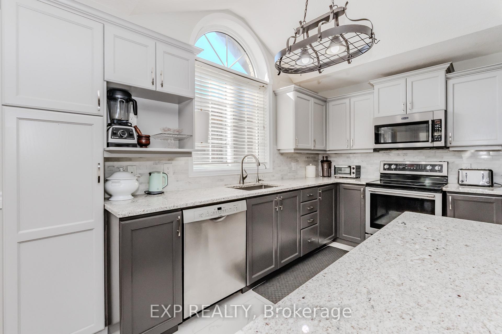 Photo 9 of 113 Bankside Drive, Kitchener — HOMEH