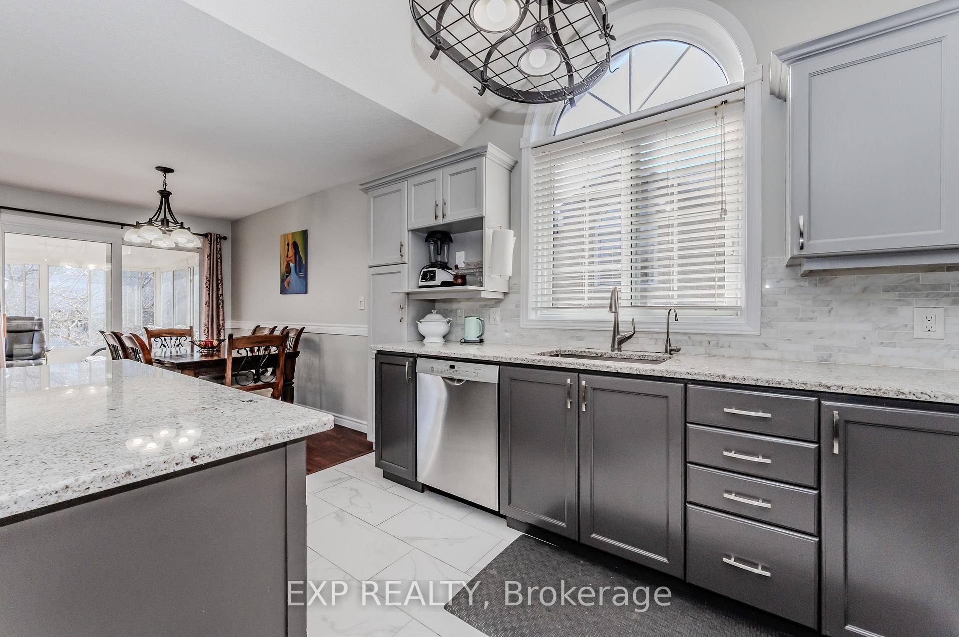 Photo 11 of 113 Bankside Drive, Kitchener — HOMEH
