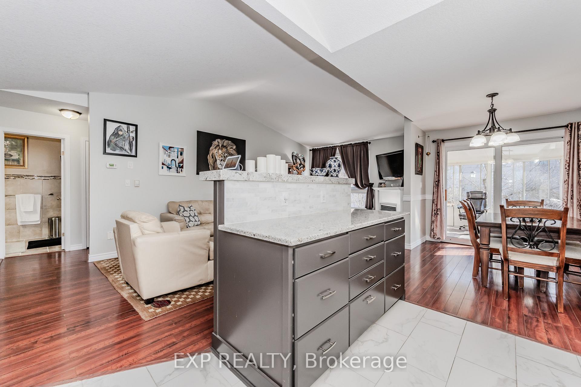 Photo 12 of 113 Bankside Drive, Kitchener — HOMEH