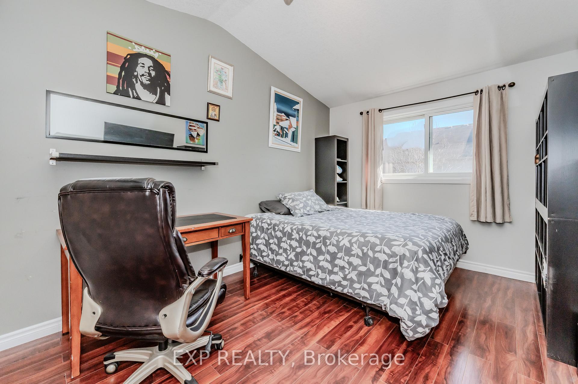 Photo 13 of 113 Bankside Drive, Kitchener — HOMEH