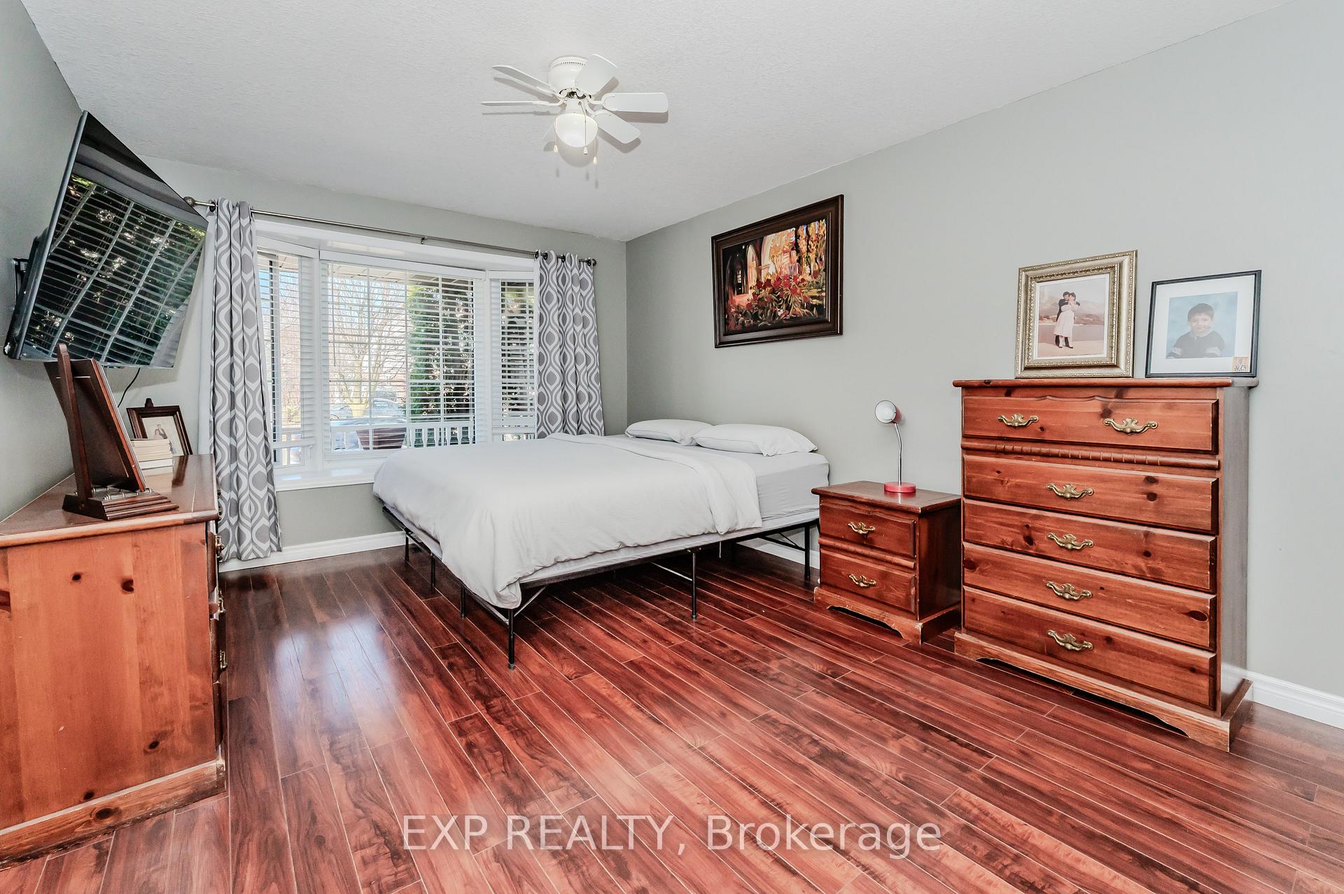 Photo 16 of 113 Bankside Drive, Kitchener — HOMEH