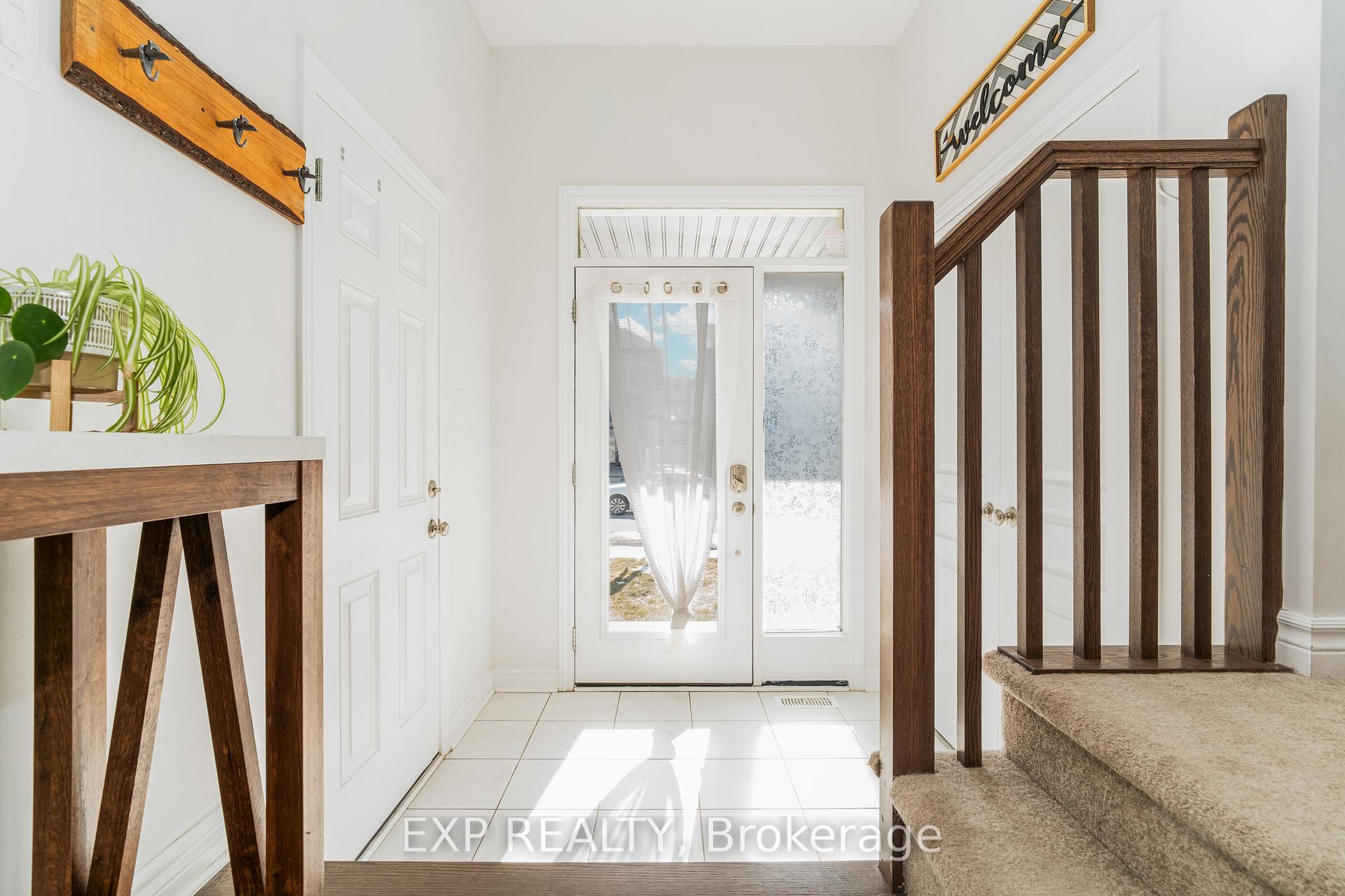 Photo 2 of 522 Triangle Street, Ottawa, Kanata - Emerald Meadows/Trailwest — HOMEH