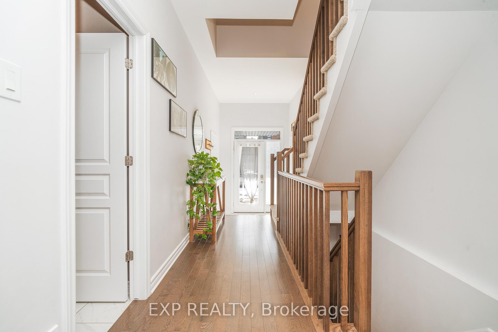 Photo 3 of 522 Triangle Street, Ottawa, Kanata - Emerald Meadows/Trailwest — HOMEH