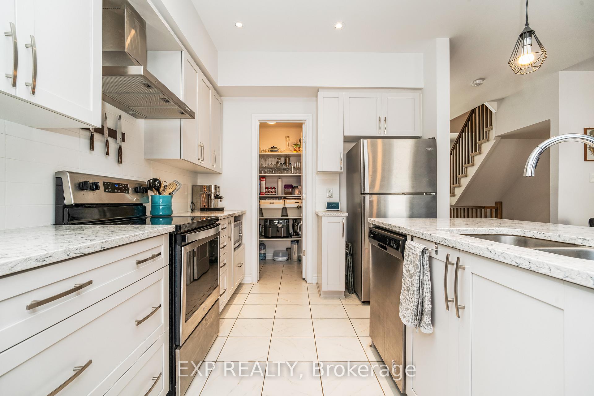 Photo 12 of 522 Triangle Street, Ottawa, Kanata - Emerald Meadows/Trailwest — HOMEH