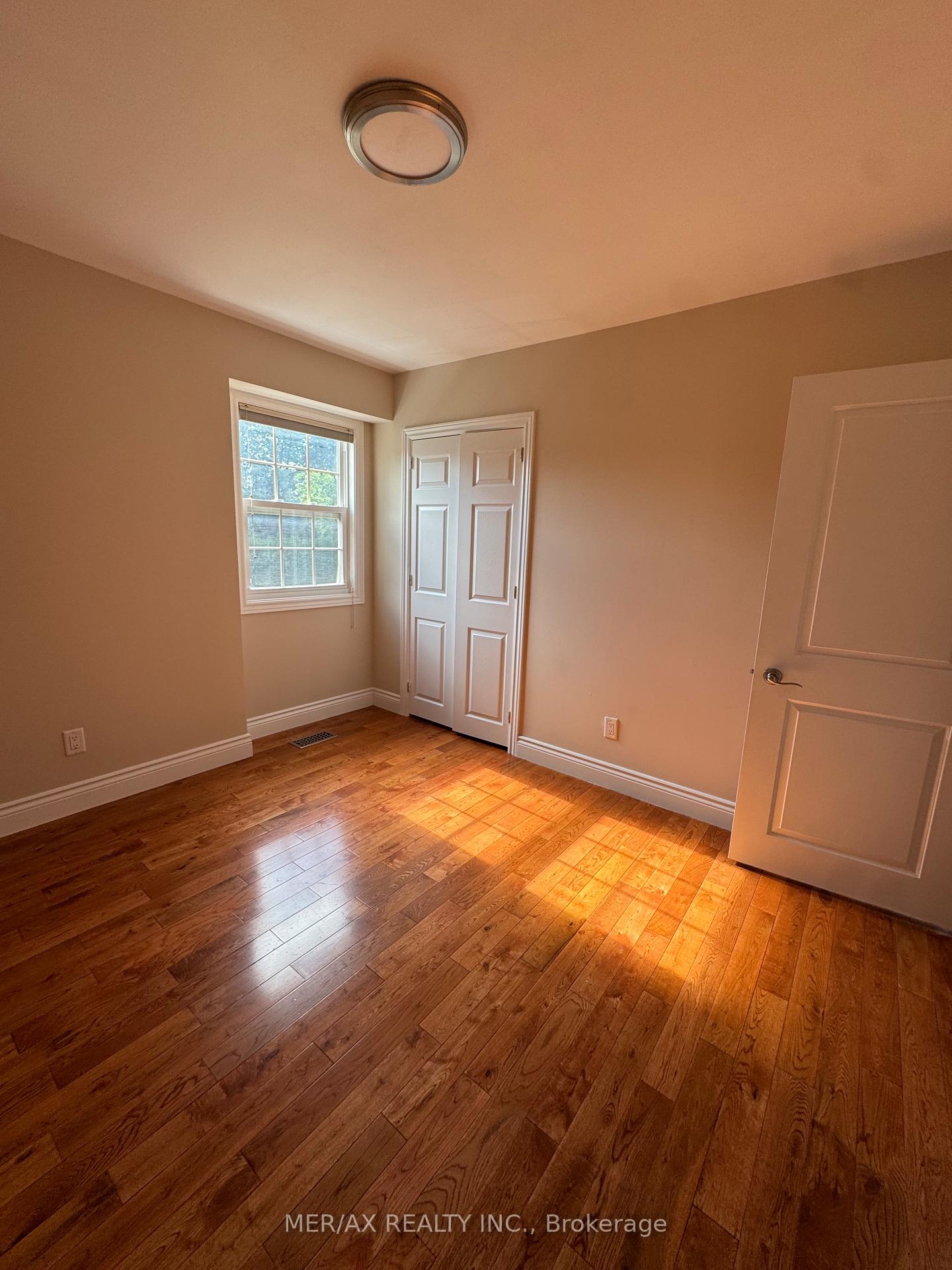 Photo 26 of 19 Valloncliffe Road, Markham, Bayview Glen — HOMEH