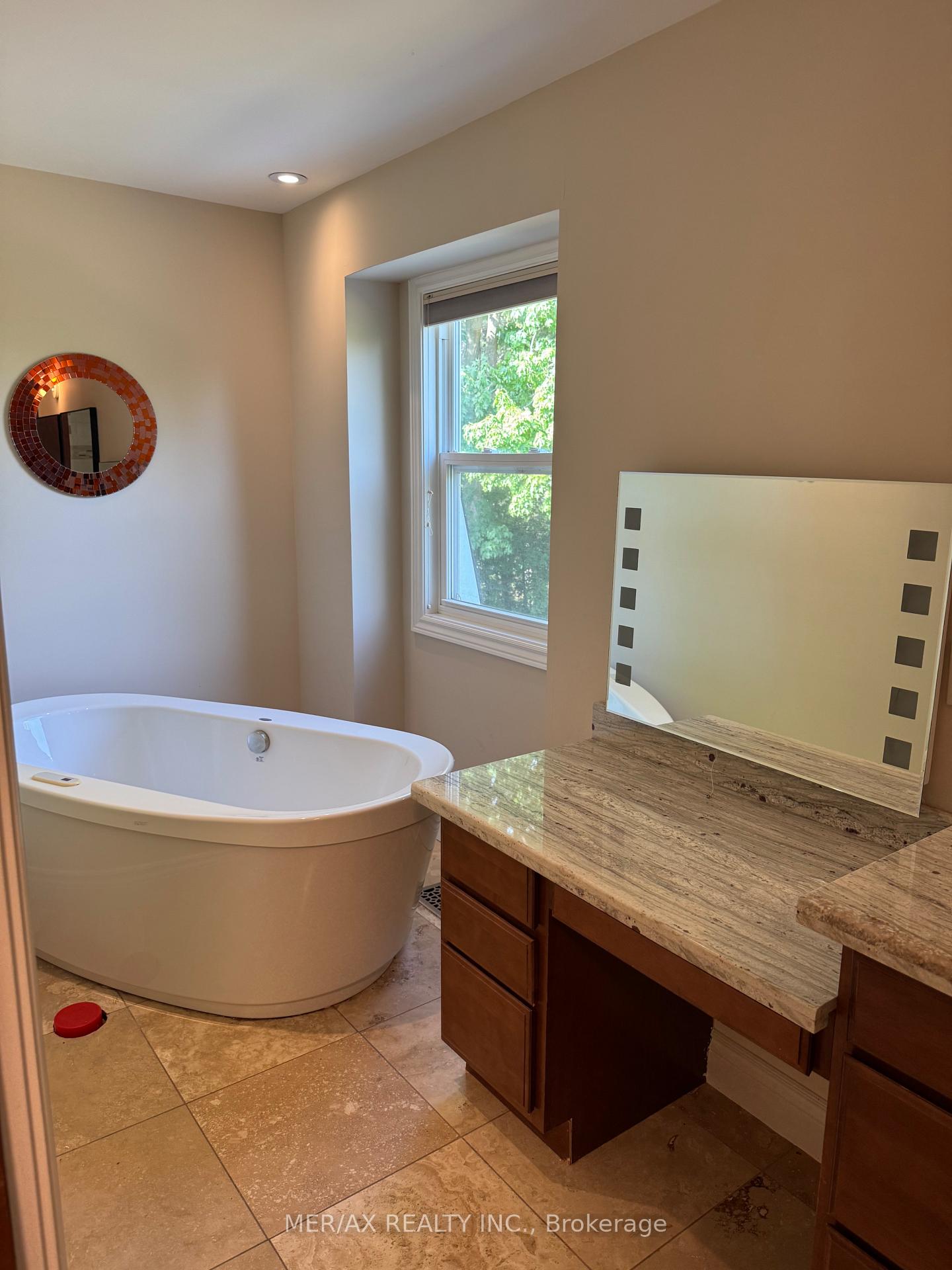 Photo 30 of 19 Valloncliffe Road, Markham, Bayview Glen — HOMEH