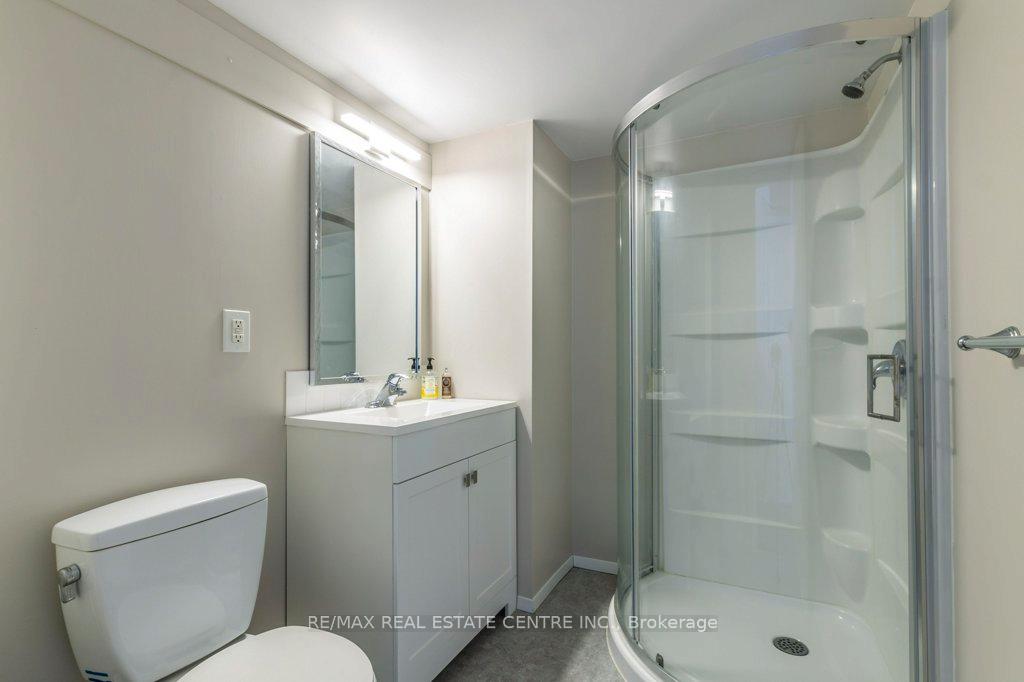 Photo 29 of 43 Briar Knoll Drive, Kitchener — HOMEH