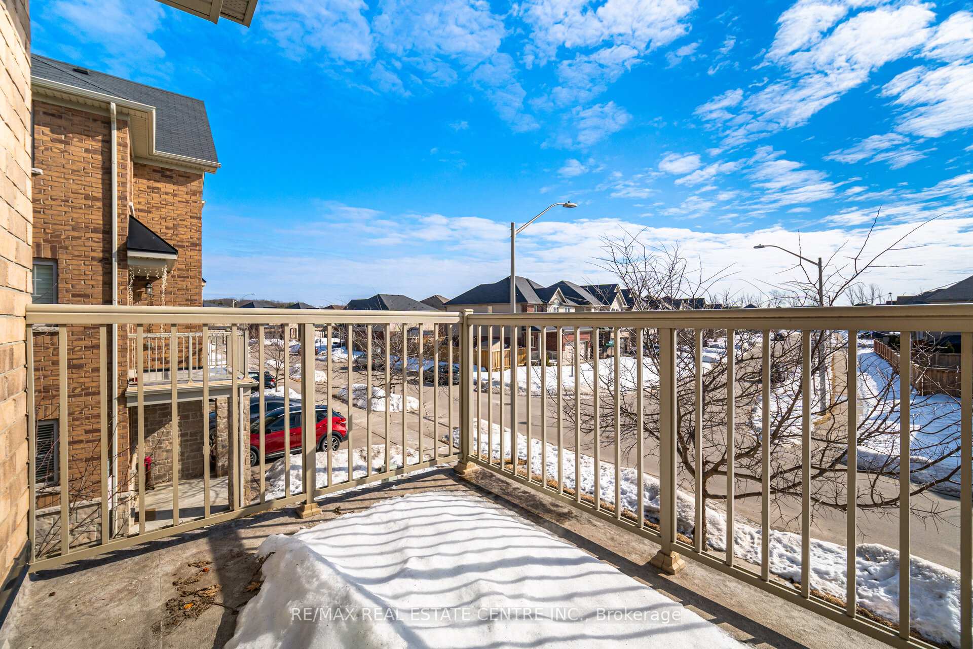 Photo 20 of 221 Westbank Trail, Hamilton, Stoney Creek — HOMEH
