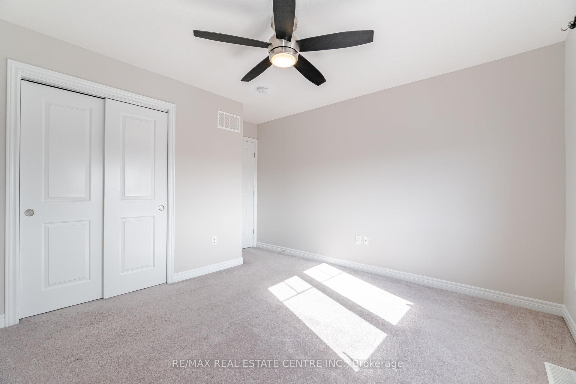 Photo 31 of 221 Westbank Trail, Hamilton, Stoney Creek — HOMEH