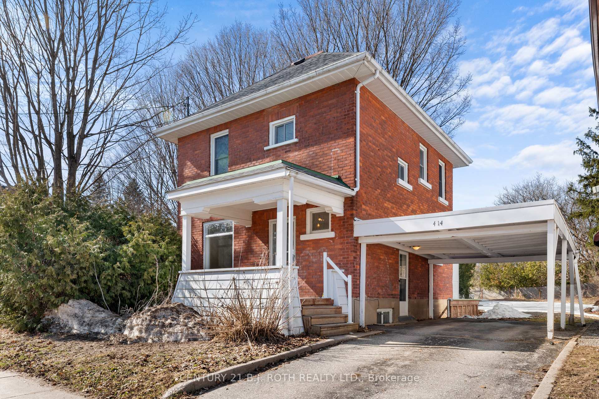 Photo 1 of 414 Elizabeth Street, Midland — HOMEH