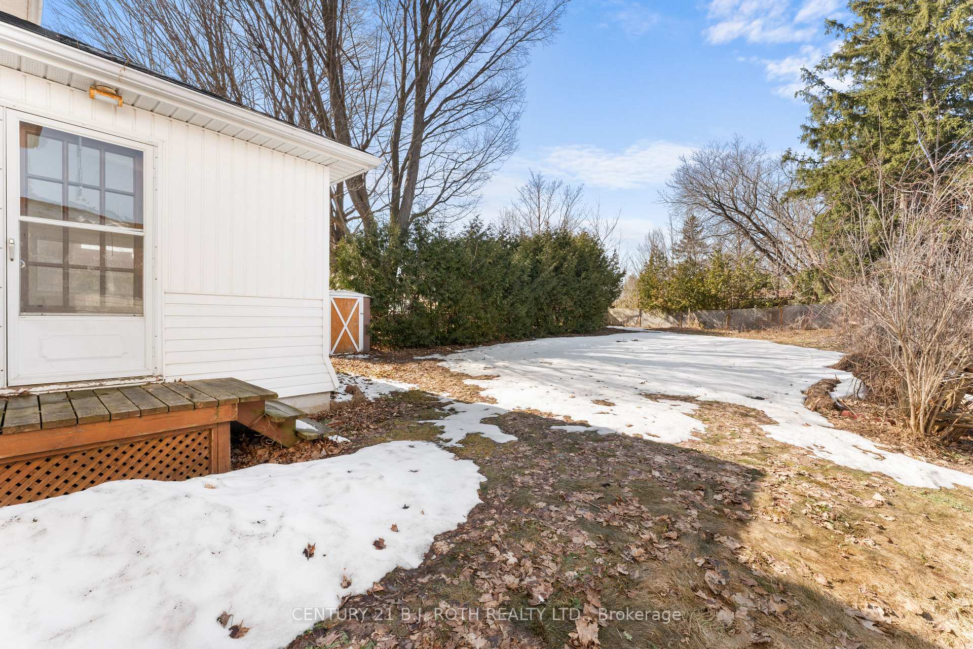 Photo 3 of 414 Elizabeth Street, Midland — HOMEH