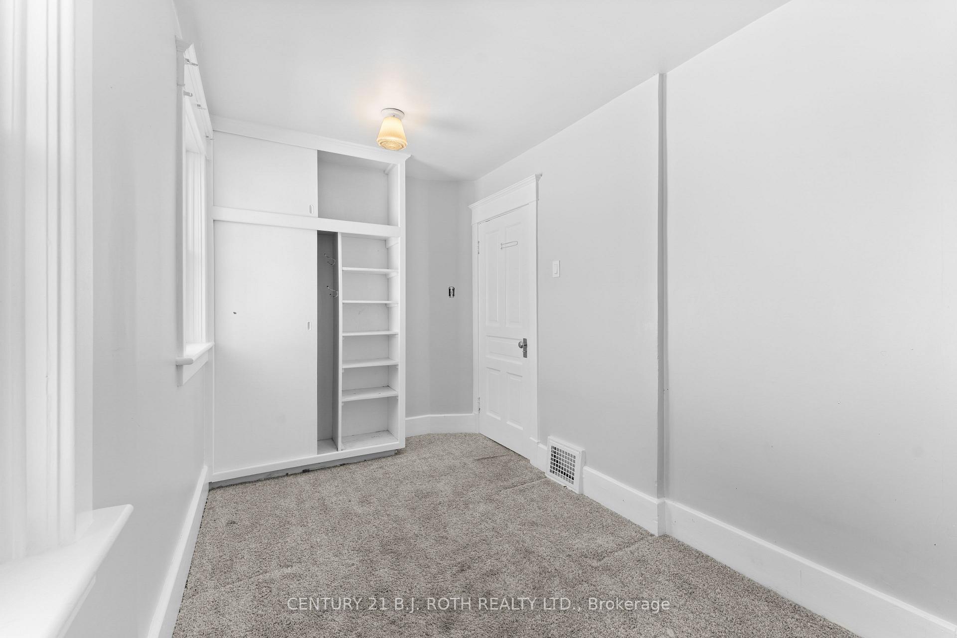 Photo 19 of 414 Elizabeth Street, Midland — HOMEH