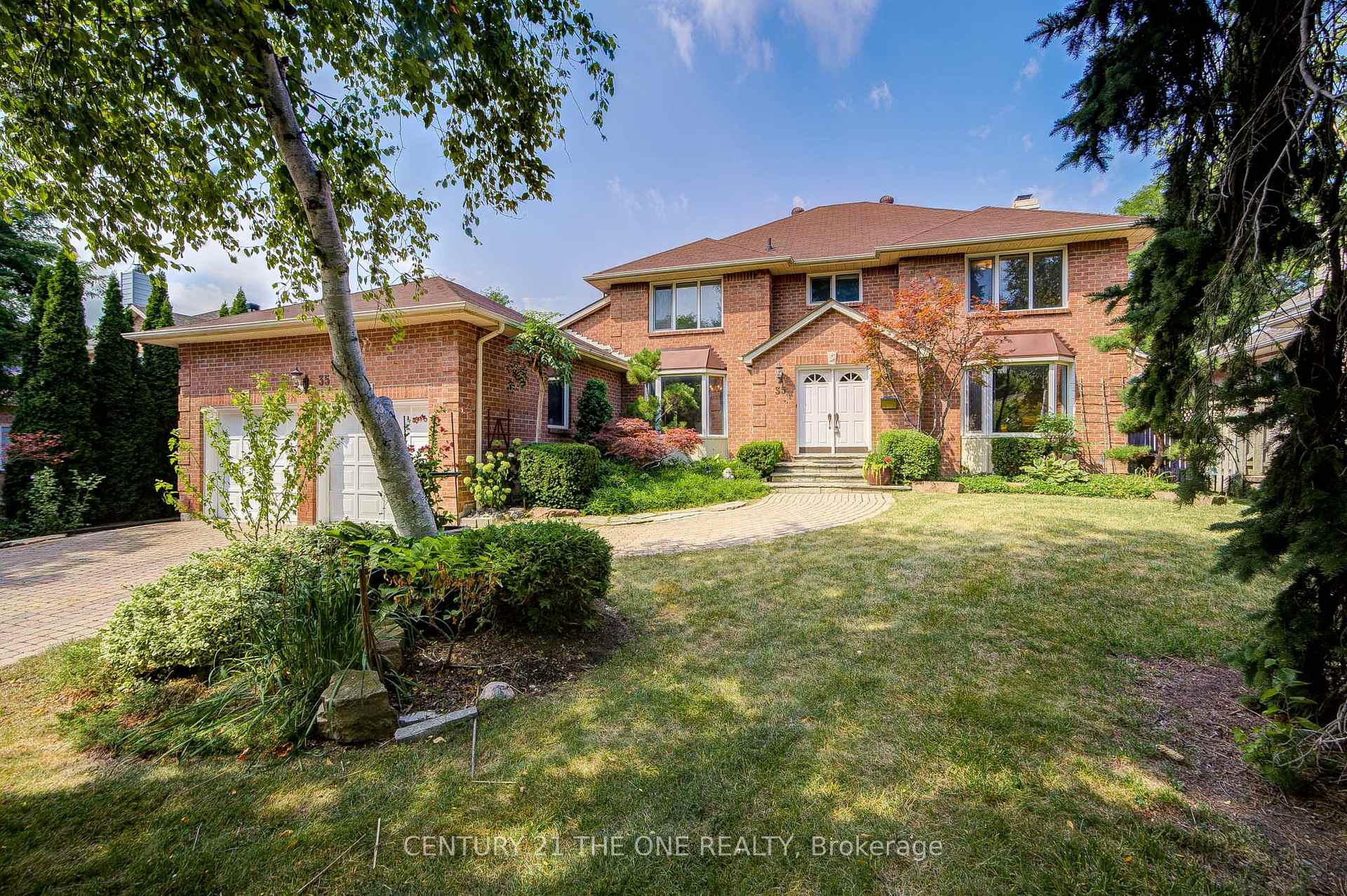 Photo 1 of 35 Ambleside Crescent, Markham, Unionville — HOMEH