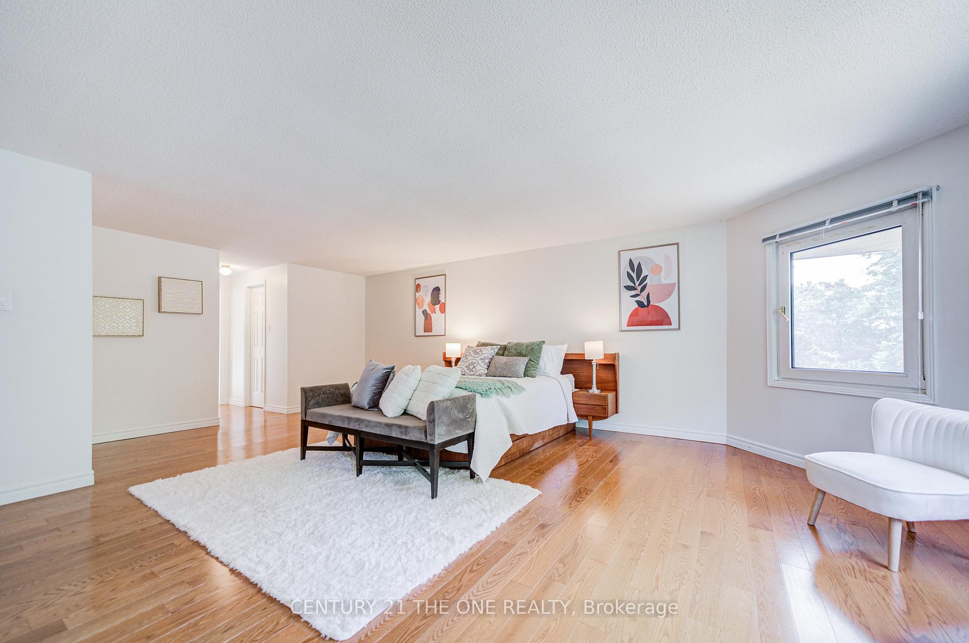 Photo 15 of 35 Ambleside Crescent, Markham, Unionville — HOMEH