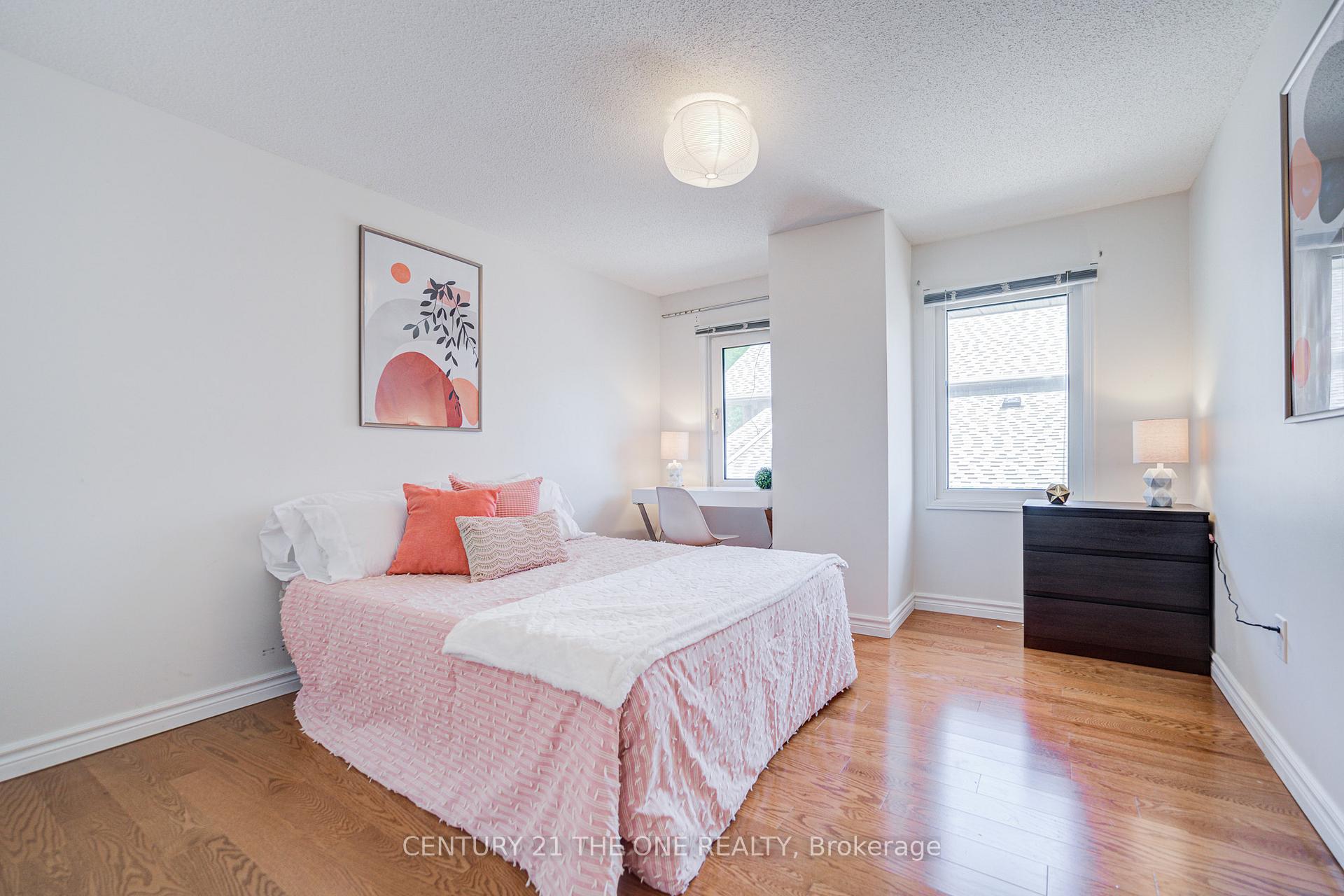 Photo 17 of 35 Ambleside Crescent, Markham, Unionville — HOMEH