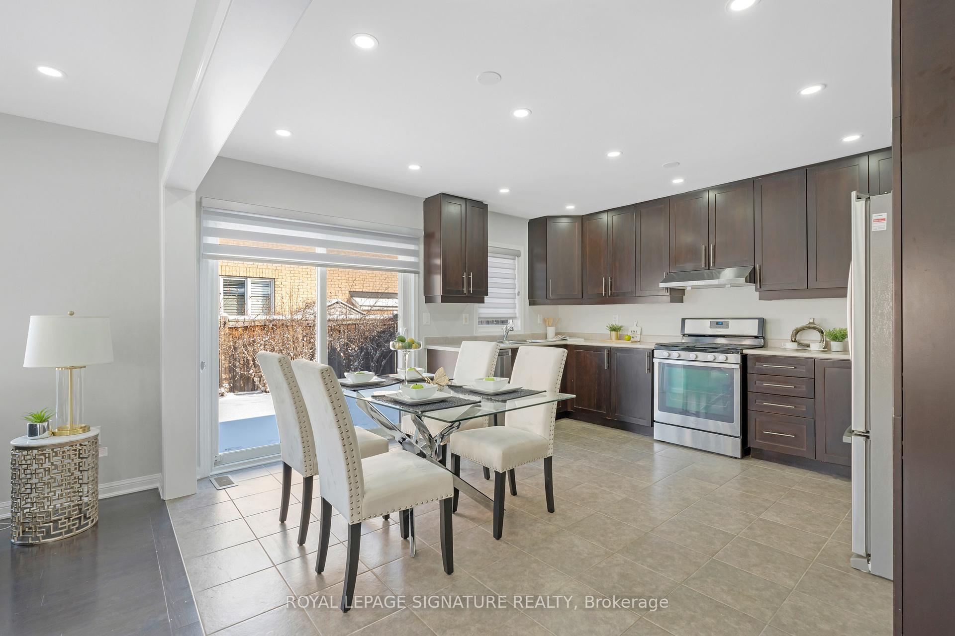 Photo 14 of 897 Farmstead Drive, Milton, Willmott — HOMEH