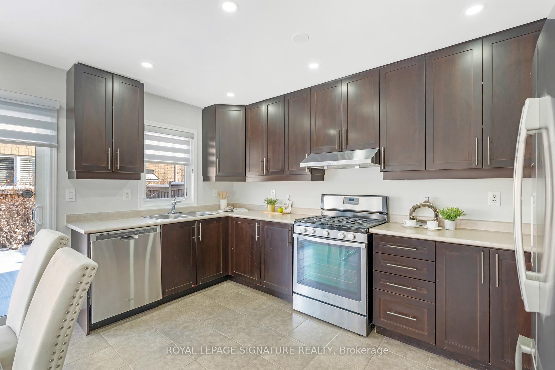 Photo 15 of 897 Farmstead Drive, Milton, Willmott — HOMEH