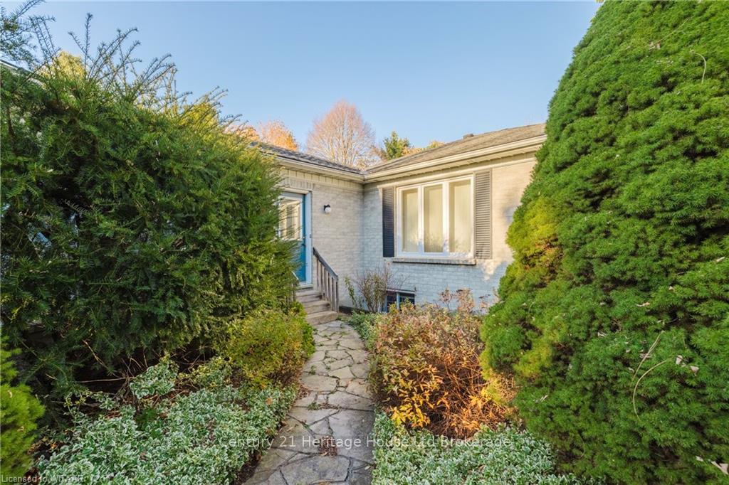 Photo 2 of 14278 Thirteen Mile Road, Middlesex Centre, Birr — HOMEH