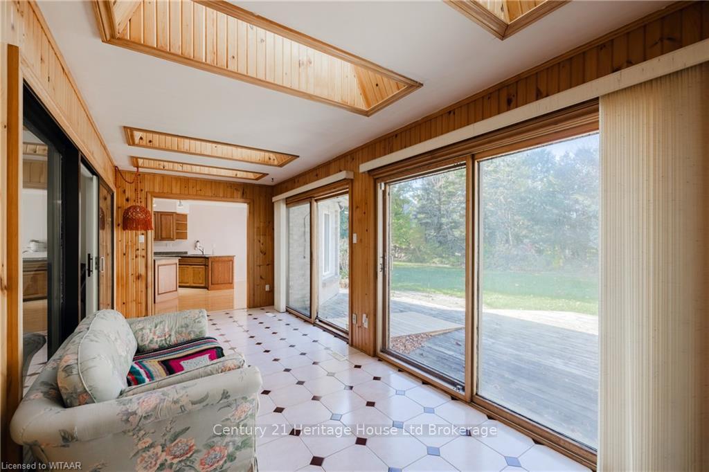 Photo 9 of 14278 Thirteen Mile Road, Middlesex Centre, Birr — HOMEH