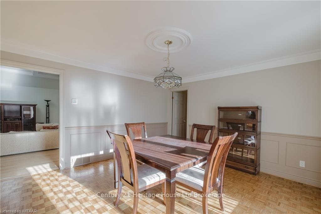 Photo 11 of 14278 Thirteen Mile Road, Middlesex Centre, Birr — HOMEH