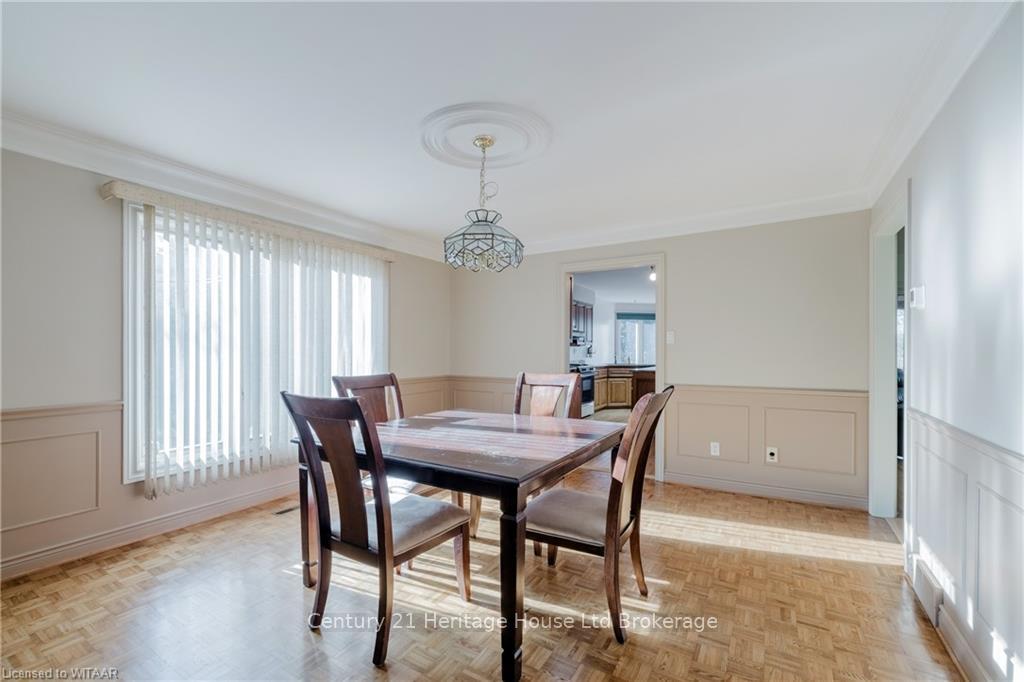 Photo 15 of 14278 Thirteen Mile Road, Middlesex Centre, Birr — HOMEH