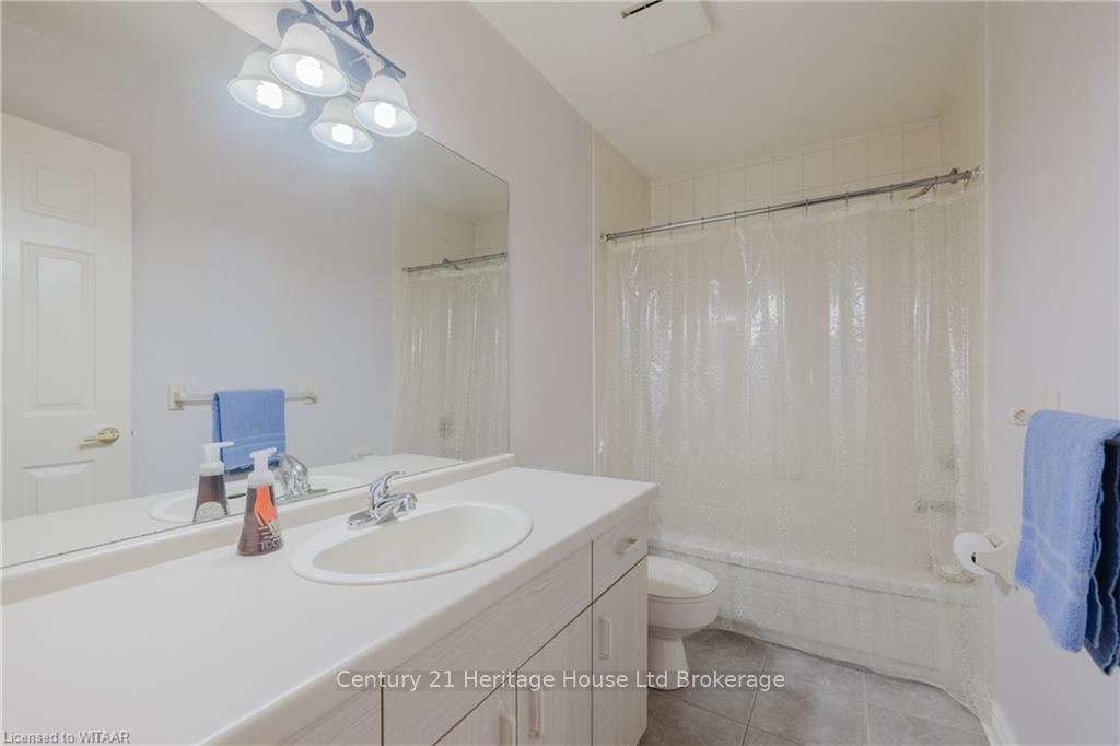 Photo 22 of 14278 Thirteen Mile Road, Middlesex Centre, Birr — HOMEH