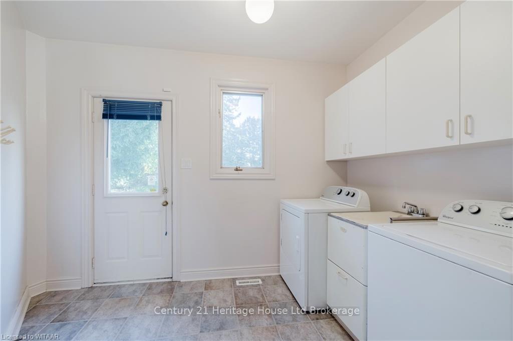 Photo 24 of 14278 Thirteen Mile Road, Middlesex Centre, Birr — HOMEH