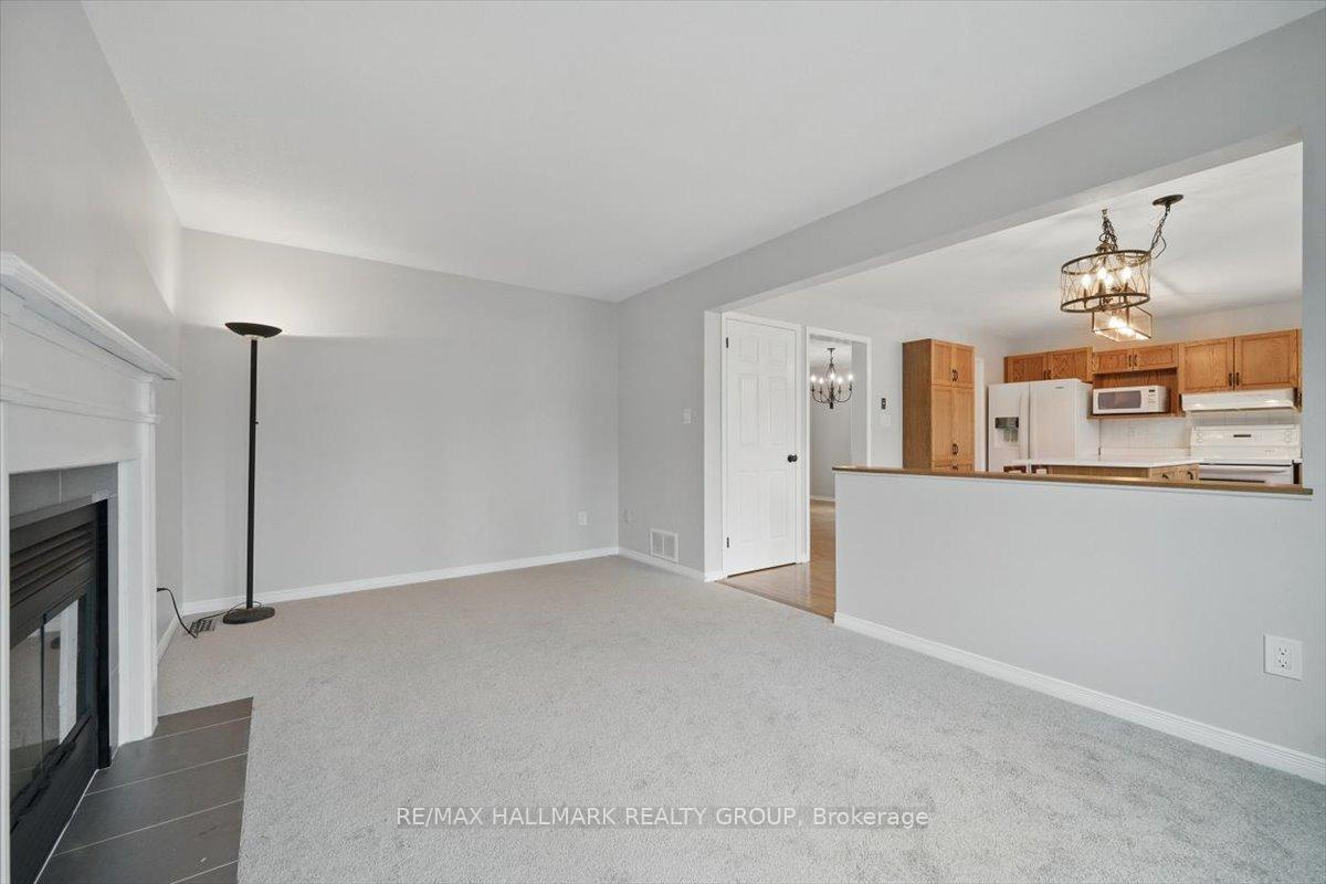 Photo 20 of 111 Hansen Avenue, Ottawa, Kanata - Kanata Lakes/Heritage Hills — HOMEH