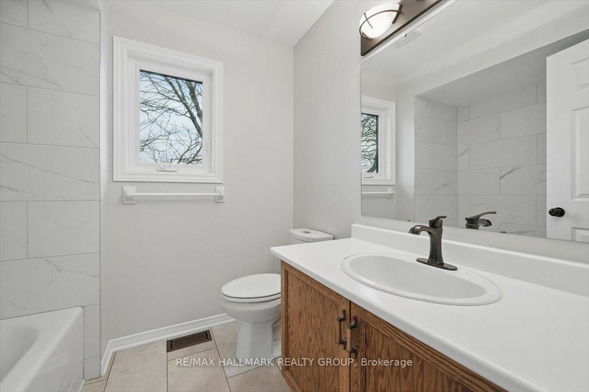 Photo 33 of 111 Hansen Avenue, Ottawa, Kanata - Kanata Lakes/Heritage Hills — HOMEH