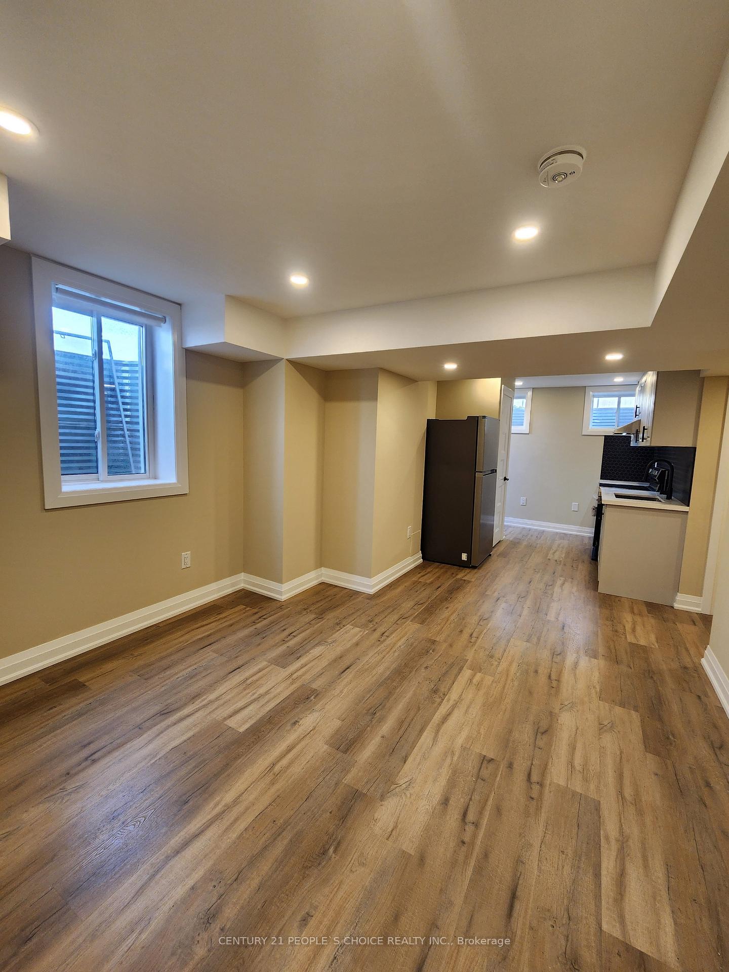 Photo 5 of 744 Kennedy Circle W, Milton, Cobban — HOMEH