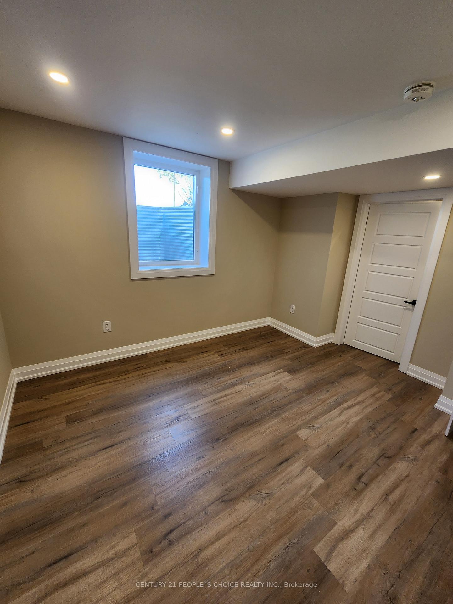 Photo 13 of 744 Kennedy Circle W, Milton, Cobban — HOMEH
