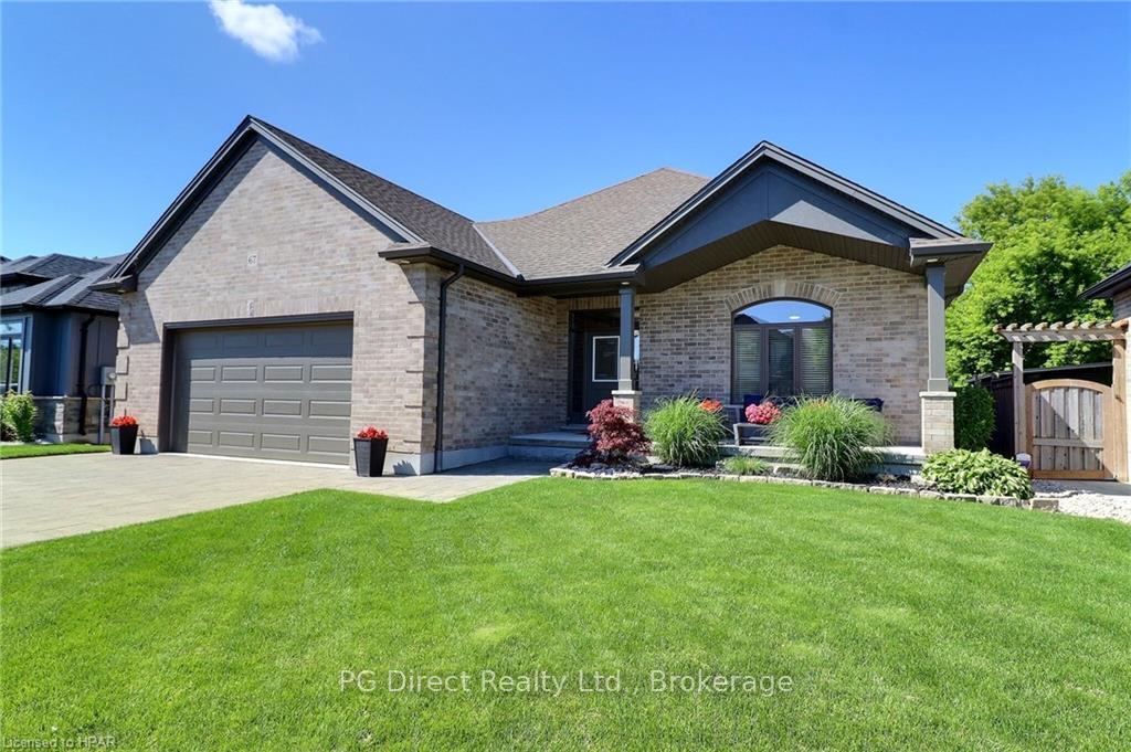 Front of 67 Caverhill Crescent