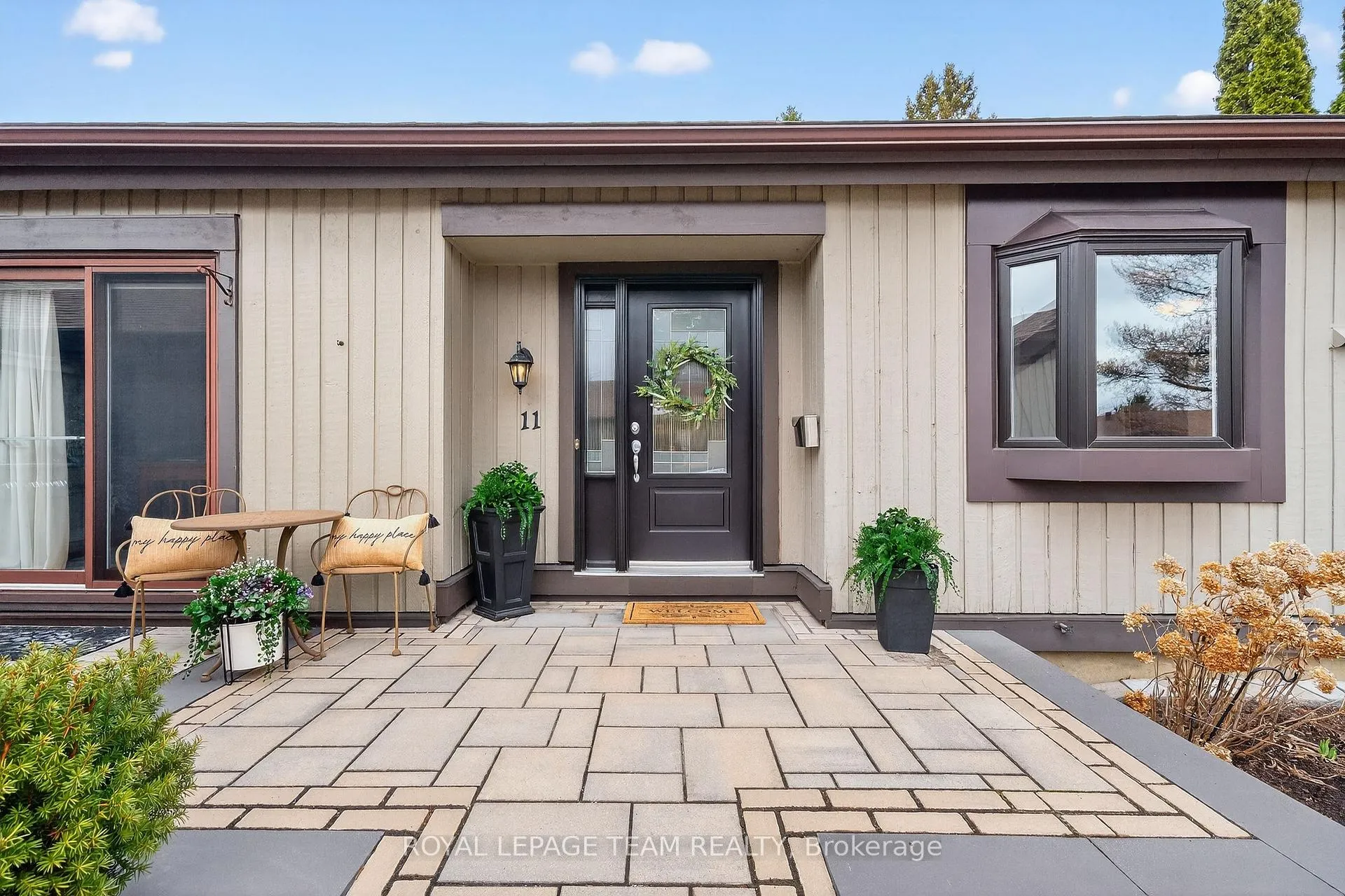 Photo 2 of 11 Glen Abbey Crescent, Ottawa, Stittsville (Central) — HOMEH