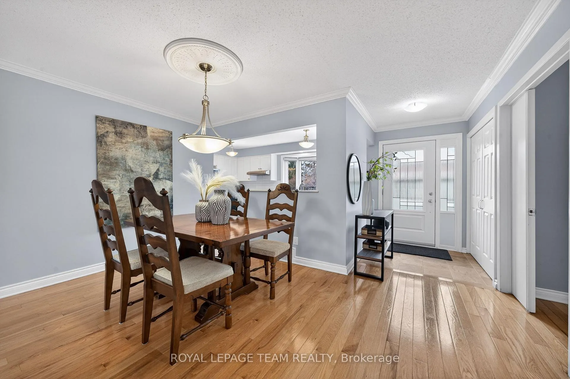 Photo 6 of 11 Glen Abbey Crescent, Ottawa, Stittsville (Central) — HOMEH