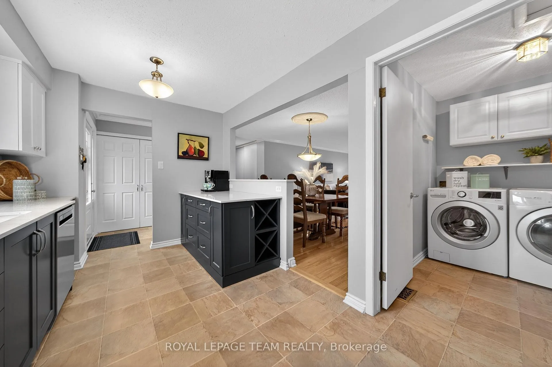 Photo 16 of 11 Glen Abbey Crescent, Ottawa, Stittsville (Central) — HOMEH
