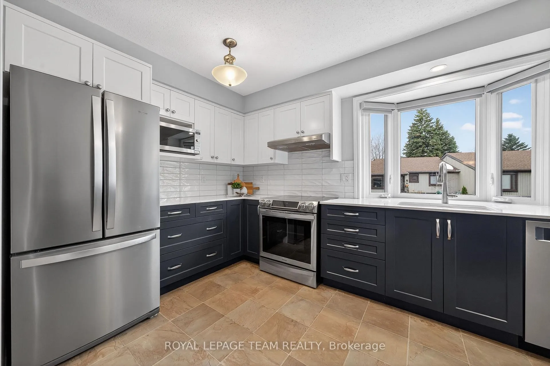 Photo 18 of 11 Glen Abbey Crescent, Ottawa, Stittsville (Central) — HOMEH