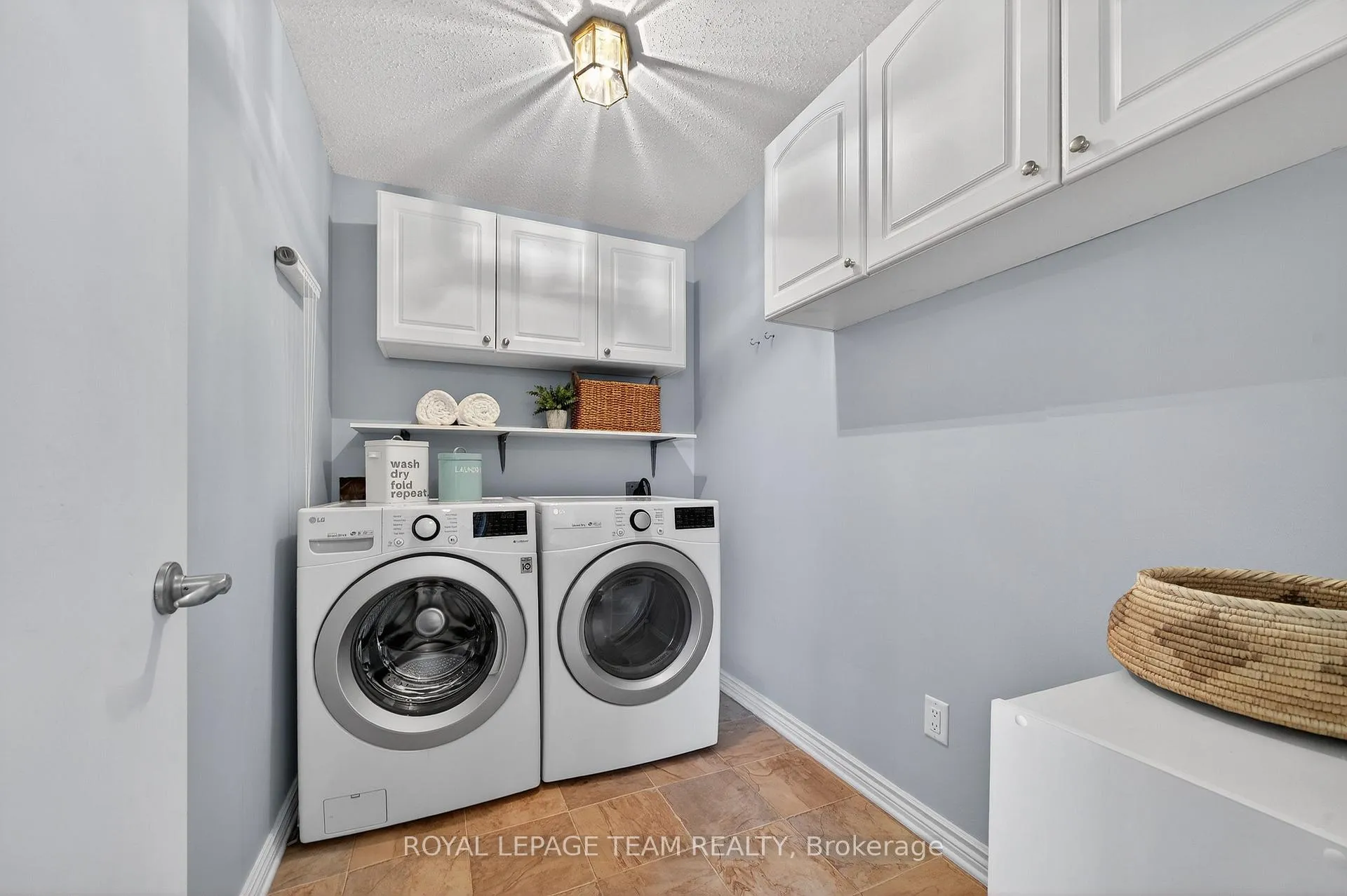 Photo 19 of 11 Glen Abbey Crescent, Ottawa, Stittsville (Central) — HOMEH